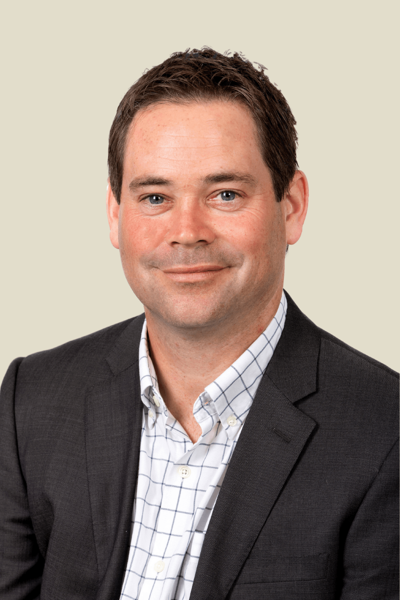 Mark Deacon Headshot