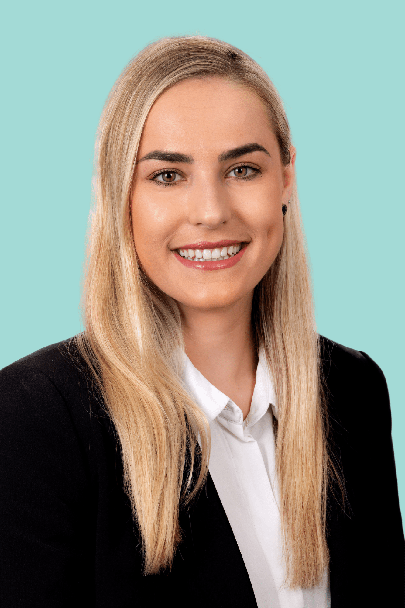 Olivia Collins Headshot