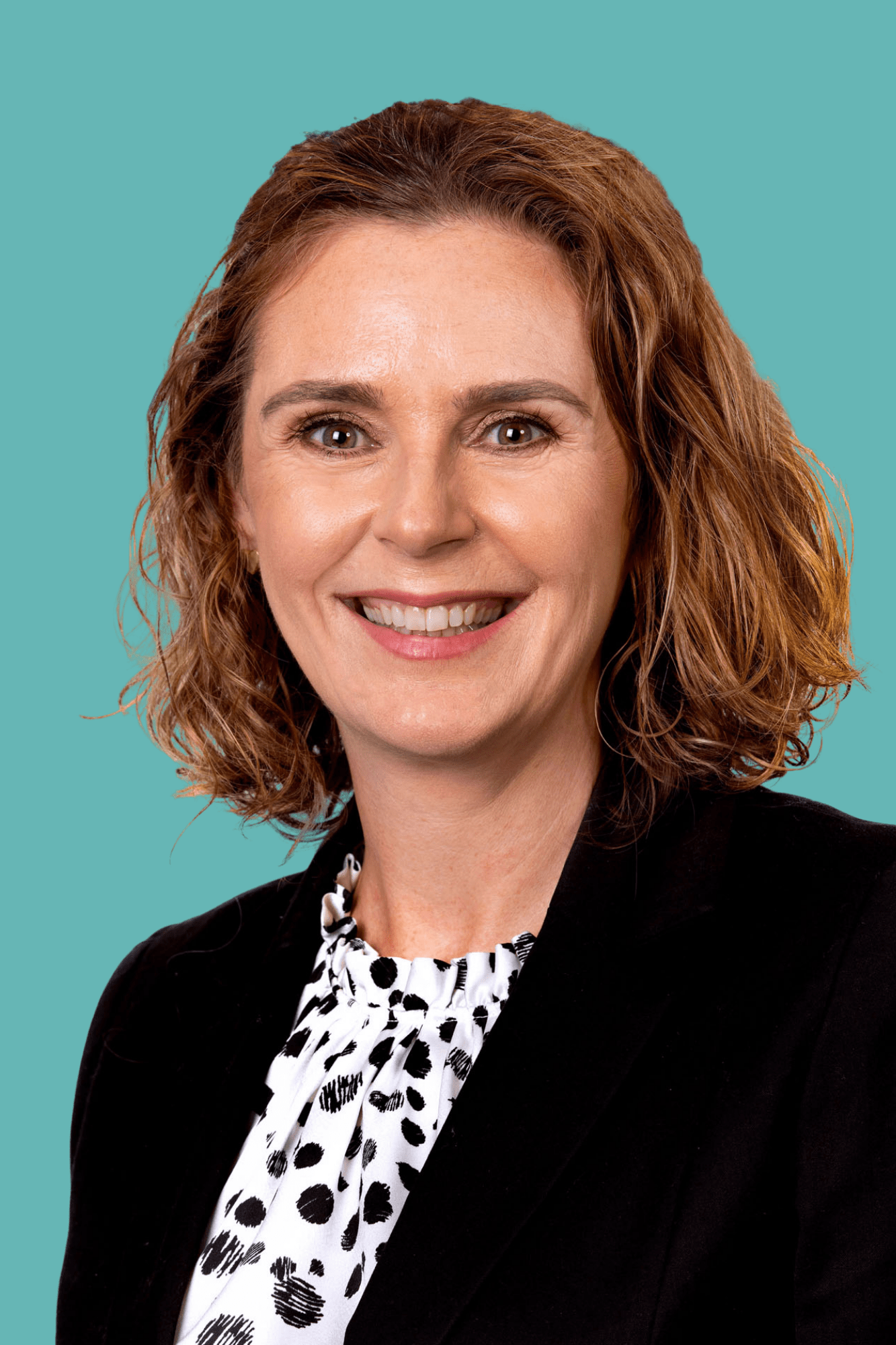 Mel Deacon Headshot